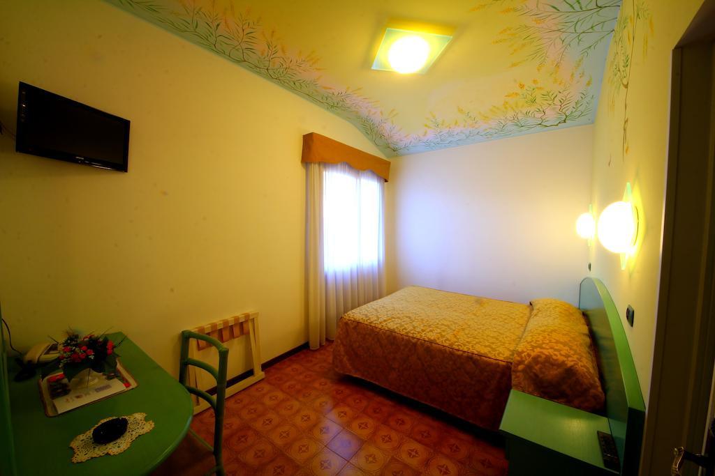 La Favorita Apricale B&B & Ristorante Kamer foto